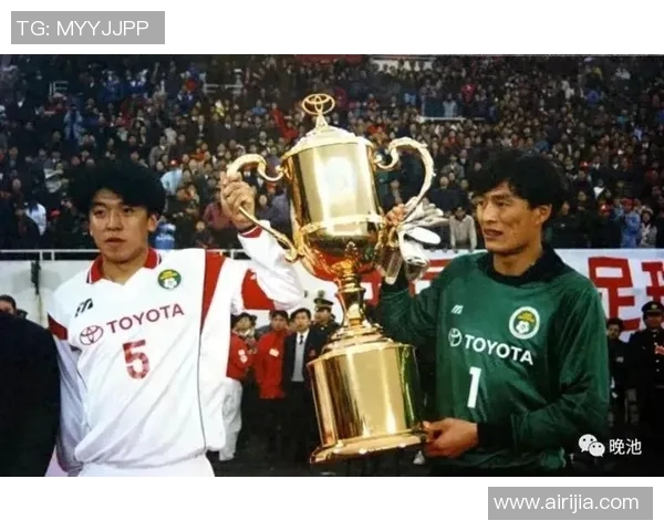 甲A足球队历史上代表性球星及其精彩表现回顾