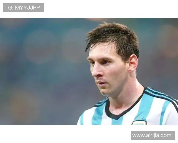 西班牙足球队史十大传奇球星盘点及其辉煌贡献分析 西班牙足球队史十大传奇球星盘点及其辉煌贡献分析