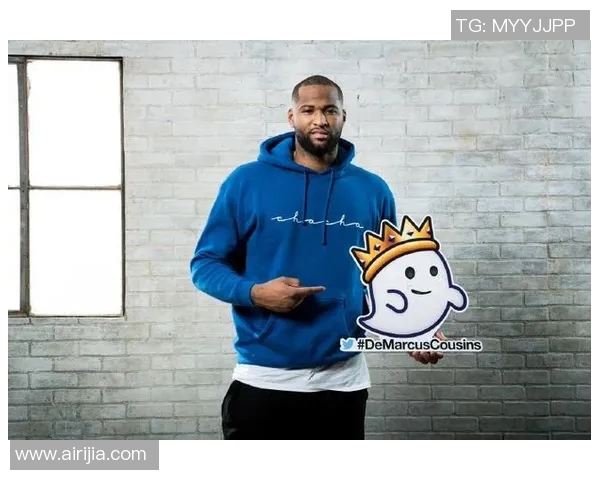 足球球星赛场外穿搭大赏 时尚与运动的完美结合